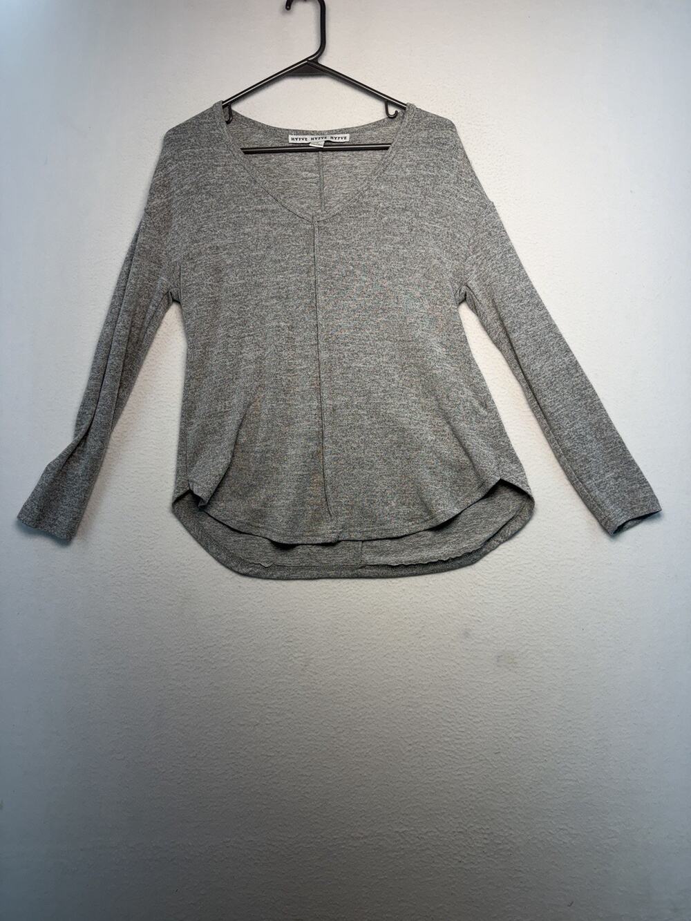 Hyfve Hyfve Hyfve S Heather Grey V-Neck High/low Fit Knit Sweater Casual Travel